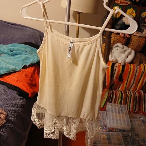 Beautees Girls Medium M Medium Off White with Lace Bottom Camisole Cami - Picture 7 of 8